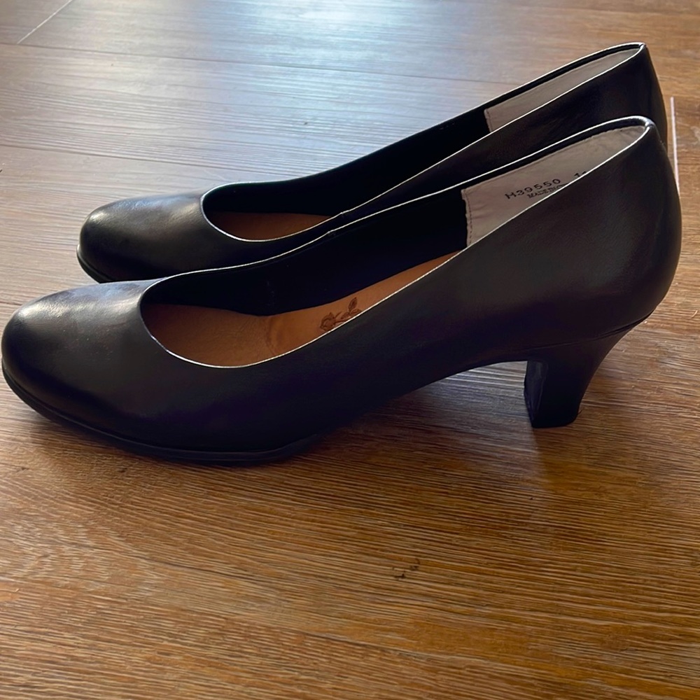 New Ros Hommerson black heels - Picture 1 of 3